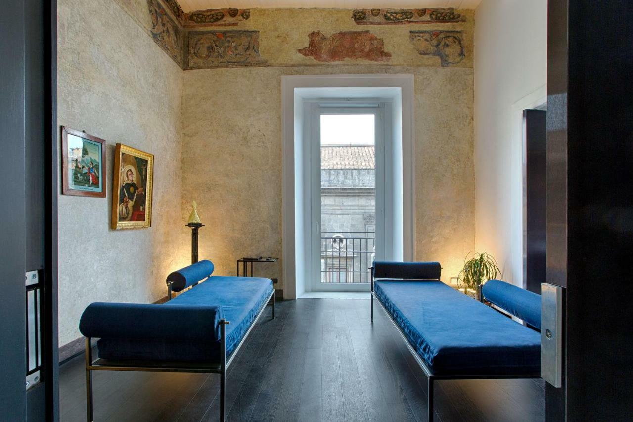 Tutt 'E Sant Luxury Rooms Napoli Bagian luar foto