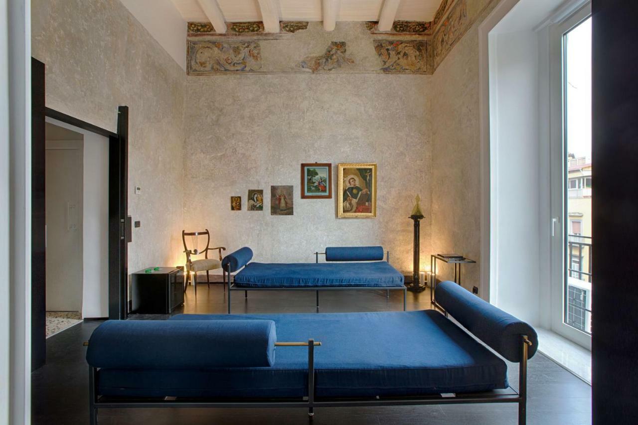 Tutt 'E Sant Luxury Rooms Napoli Bagian luar foto